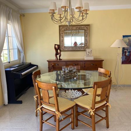 Torrox Costa Beachfront Apartment Extérieur photo