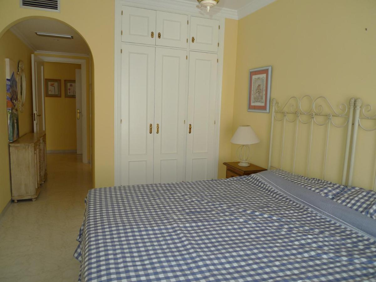 Torrox Costa Beachfront Apartment Extérieur photo