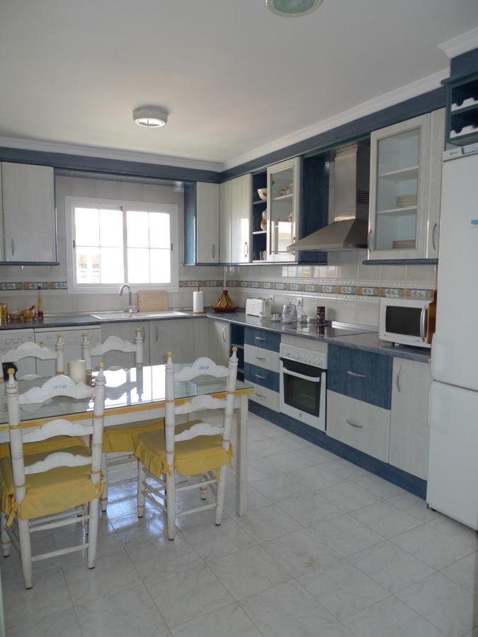 Torrox Costa Beachfront Apartment Extérieur photo