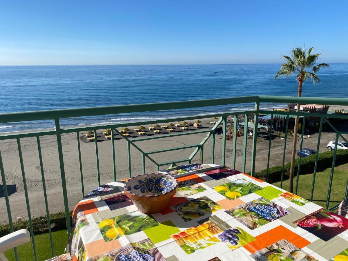 Torrox Costa Beachfront Apartment Extérieur photo