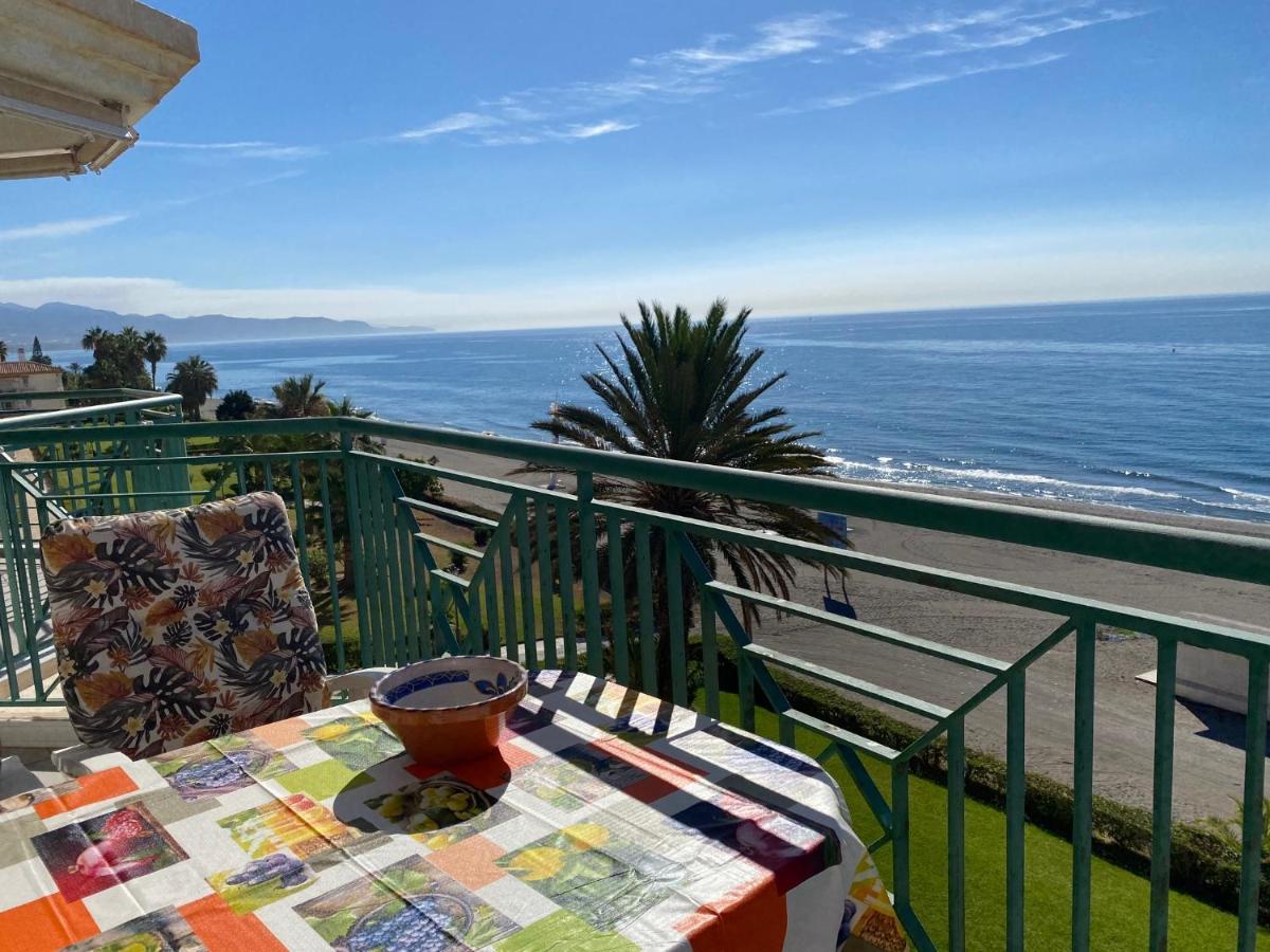 Torrox Costa Beachfront Apartment Extérieur photo